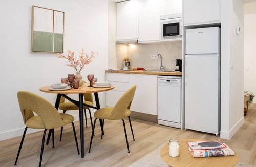 Pacifico Apartment | Apartment + Work Area in Retiro