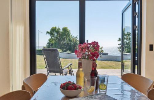 Ronne Apartment | Apartment Yari - 50m from the sea by Interhome