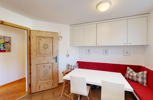 Celerina-Schlarigna Apartment | Apartment Zigna – spacious, high-quality apartment in a central location