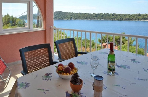 Blato Apartment | Apartment Zak - 30m from beach; A2(2+2) Mia - Cove Karbuni (Blato), Island Korcula, Croatia