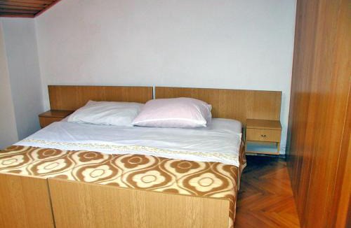 Kali Apartment | Apartment Zdenko-2 by Interhome