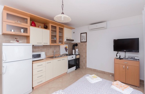 Medveja Apartment | Apartment Zorka (27521-A1) - Medveja