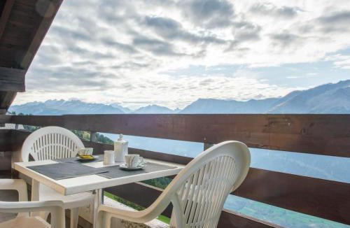 Riederalp Apartment | Apartment Zurschmitten 17 1- OG Süd by Interhome