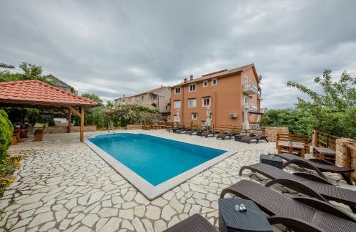 Mundanije Apartment | Apartments Šćerbe 3103