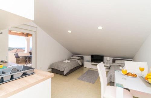 Zvekovica Apartment | Apartments Šmanjak