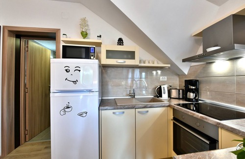 Seliste Dreznicko Apartment | Apartments and rooms Dragica, (16215), Selište Drežnicko, hr