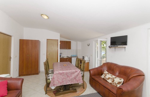 Sobra Apartment | Apartments and Rooms Nike (50271-A2) - Sobra - island Mljet
