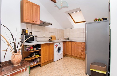 Zaton Apartment | Apartments Adriatico (84061-A2) - Zaton (Sibenik)