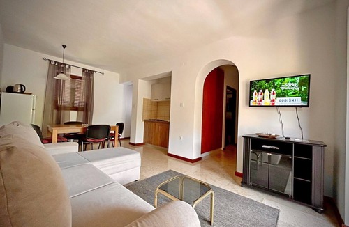 Klimno Apartment | Apartments Albina, (13295), Klimno, hr