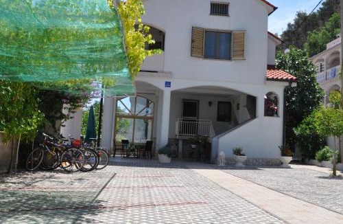 Rab Town Apartment | Apartments Alicia Lopar-50m vom Strand