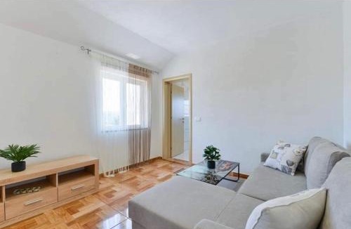 Gornji Karin Apartment | Apartments Ana