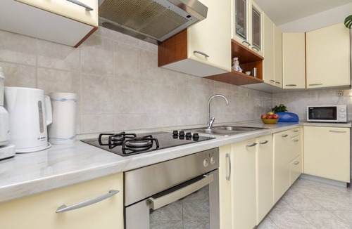 Bol Apartment | Apartments and Room Villa Niko (25311-A3) - Bol - island Brac