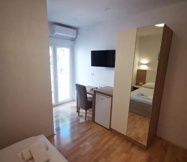 Tribanj Apartment | Apartments and Rooms Kod Mate