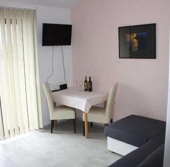 Zaklopatica Apartment | Apartments and Rooms Barbara