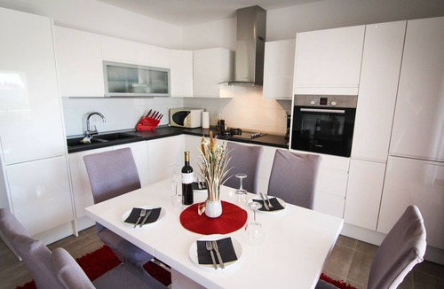 Palit Apartment | Apartments and rooms Biserka, (14251), Palit, hr