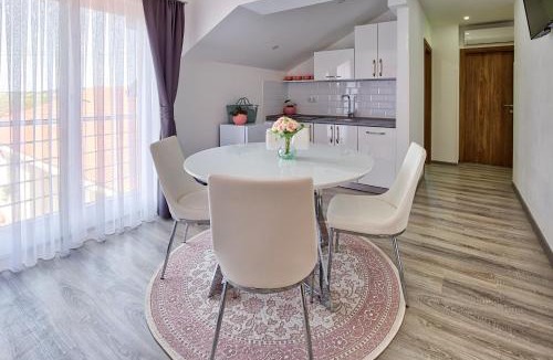 Slunj House | Apartments and rooms Hope