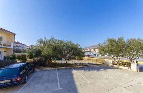 Trogir Apartment | Apartments and Rooms Iva (47621-A11) - Trogir
