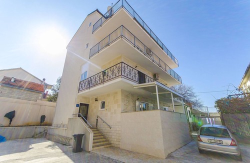 Trogir Apartment | Apartments and Rooms Iva (47621-A11) - Trogir