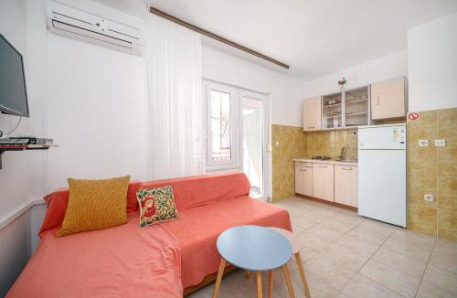 Vodice Apartment | Apartments and Rooms Josipa