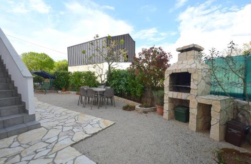 Rasopasno House | Apartments and Rooms Letizia