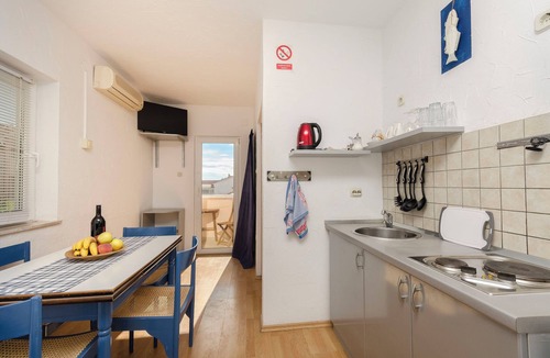 Vodice Apartment | Apartments and Rooms Mladen (24281-A2) - Vodice