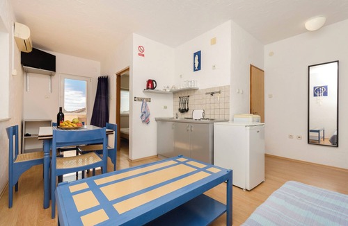 Vodice Apartment | Apartments and Rooms Mladen (24281-A2) - Vodice