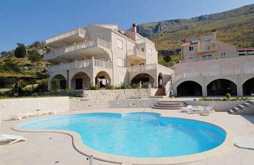 Zupa dubrovacka Apartment | Apartments and rooms Niko, (11370), Soline, hr