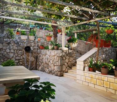 Zaton House | Apartments and Rooms Villa Mir
