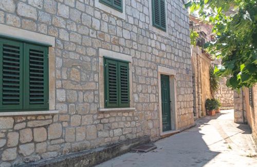 Lastovo House | Apartments and rooms with WiFi Lastovo - 13678