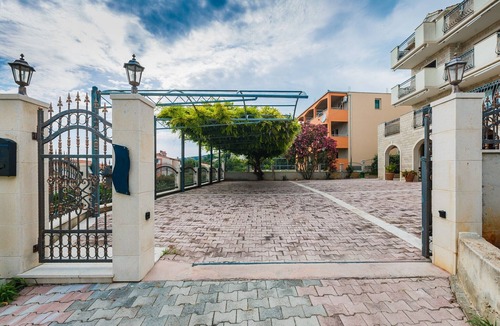 Duce Apartment | Apartments and rooms Zorka, (13613), Duce, hr