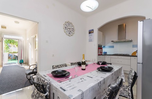 Rijeka Apartment | Apartments Andrijana (61632-A2) - Rijeka
