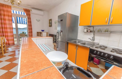 Prvic Luka Apartment | Apartments Angel (115461-A2) - Prvic Sepurine