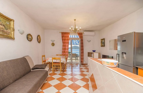 Prvic Luka Apartment | Apartments Angel (115461-A2) - Prvic Sepurine