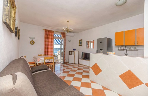 Prvic Luka Apartment | Apartments Angel (115461-A2) - Prvic Sepurine