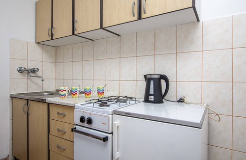 Dugi Rat Apartment | Apartments Anka 50m from the beach (31461-A2) - Duce