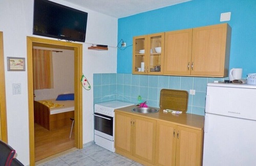 Ivan Dolac Apartment | Apartments Antun, (13536), Ivan Dolac, hr