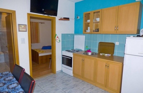 Ivan Dolac Apartment | Apartments Antun, (13536), Ivan Dolac, hr