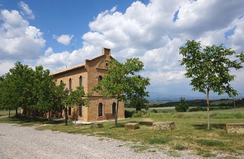 Riner Apartment | Apartments at Santuari del Miracle