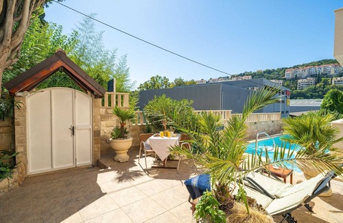 Montovjerna Apartment | Apartments Aura - Comfort Studio Apartment 7 with shared swimming pool