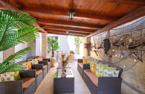 Montovjerna Apartment | Apartments Aura - Comfort Studio Apartment 7 with shared swimming pool