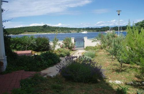 Ilovik Apartment | Apartments Azur