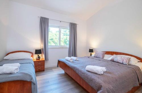 Komolac Apartment | Apartments Azzurro- One Bedroom Apartment Terrace