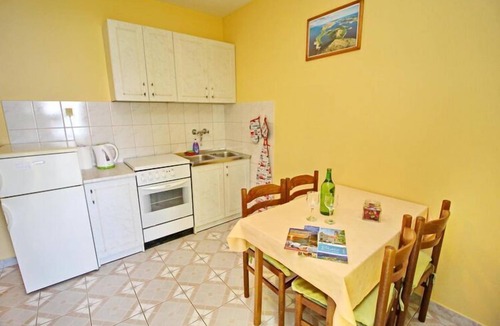 Blato Apartment | Apartments Bačić - One Bedroom Apartment with Terrace and Sea View (A2+1)