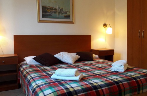 Komiza Apartment | Apartments Bako Komiza - Apartment Six