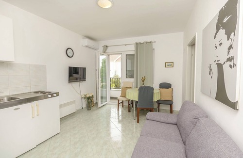 Srima Apartment | Apartments Beachfront Srima