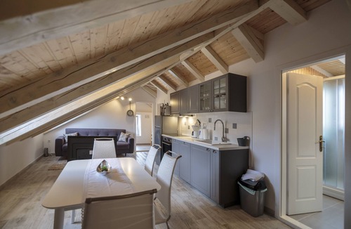 Komiza Apartment | Apartments Bepi- Apartment Domina
