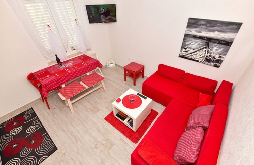 Gorinka Apartment | Apartments Bernarda (66331-A3) - Makarska