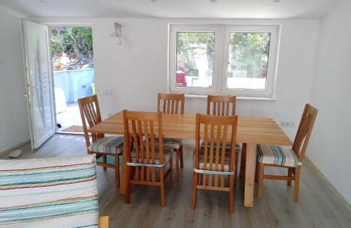 Trstenik Apartment | Apartments Bezek