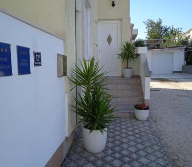 Okrug Gornji Apartment | Apartments Blazenka