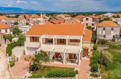 Nin Apartment | Apartments Božo, (14098), Nin, hr